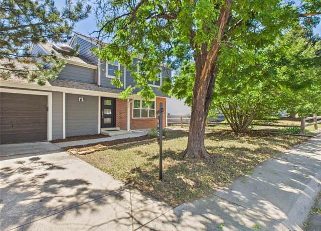 Property at 730 S Fraser St, Aurora, CO 80012, 3 beds, 2 baths