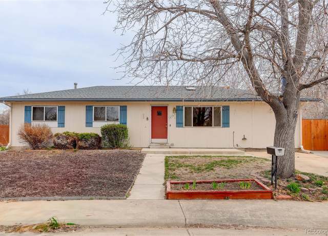 Property at 1056 S Macon Way, Aurora, CO 80012, 3 beds, 2 baths