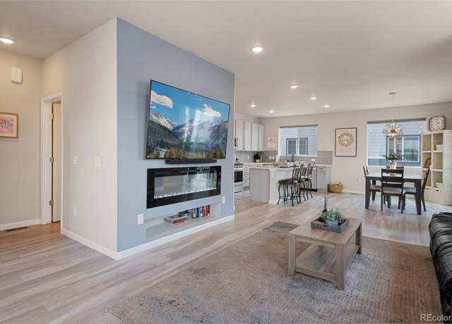 Property at 1315 Hoyt St #5, Lakewood, CO 80215, 3 beds, 3 baths