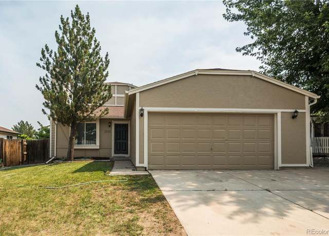 Property at 19385 E Batavia Pl, Aurora, CO 80011, 3 beds, 2 baths