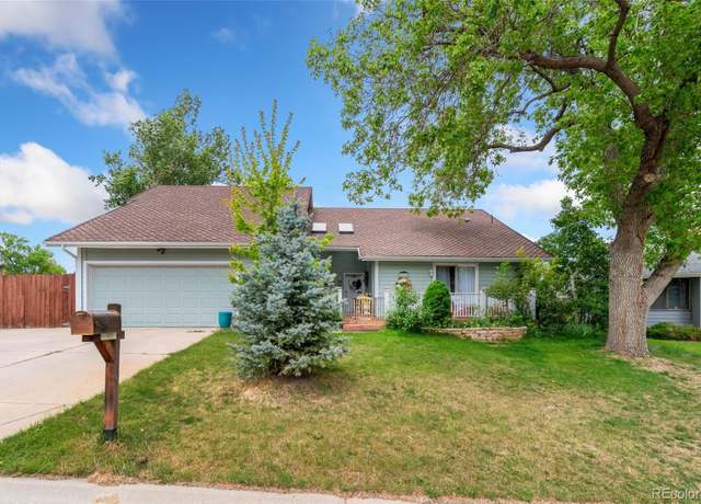 Property at 8200 S Locust Way, Centennial, CO 80112, 4 beds, 3 baths