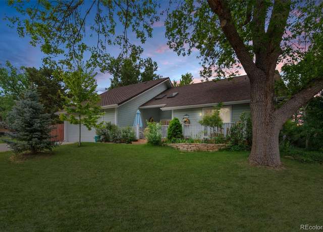 Property at 8200 S Locust Way, Centennial, CO 80112, 4 beds, 3 baths