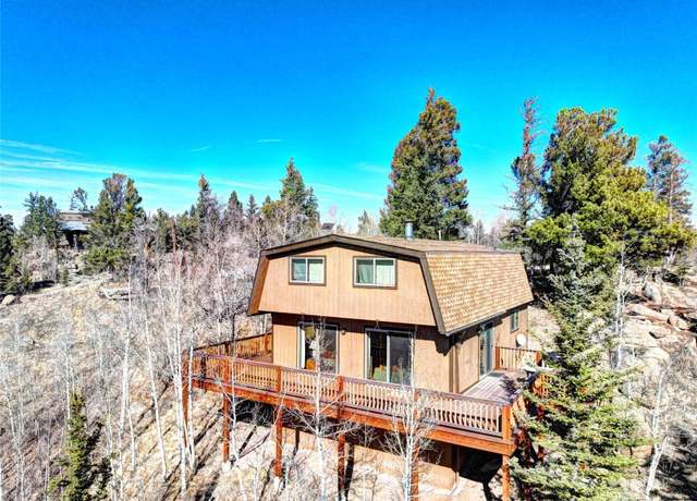 Property at 28 Concord Ct, Jefferson, CO 80456, 3 beds, 2 baths