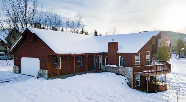 Photo of 340 Apple Dr, Steamboat Springs, CO 80487