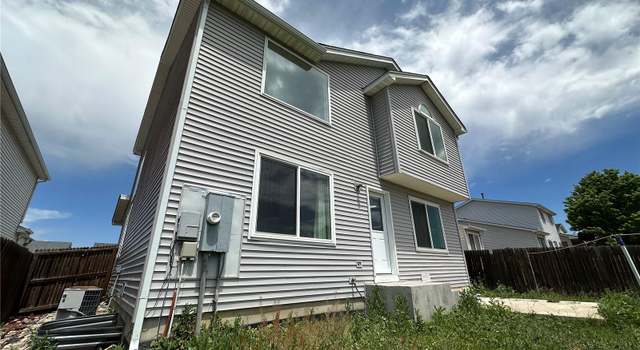 Photo of 2033 Espana Way, Aurora, CO 80011