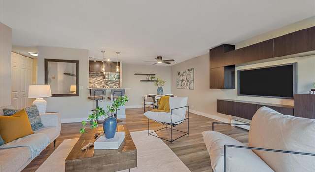 Photo of 955 Eudora St Unit 203E, Denver, CO 80220