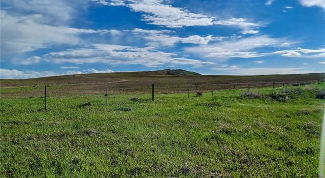 Photo of 38250 Hillcrest Ct, Hayden, CO 81639