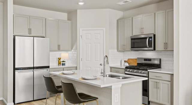 Photo of 762 N Rome St, Aurora, CO 80018