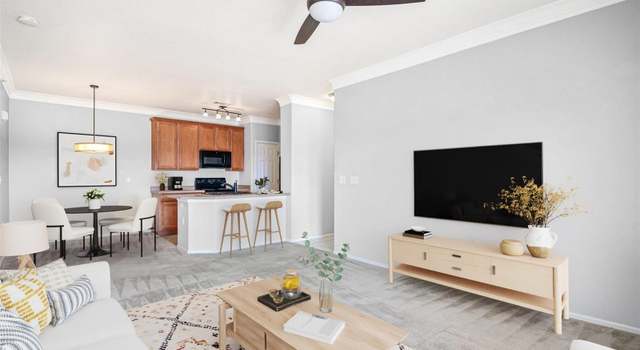 Photo of 2662 S Cathay Way #302, Aurora, CO 80013