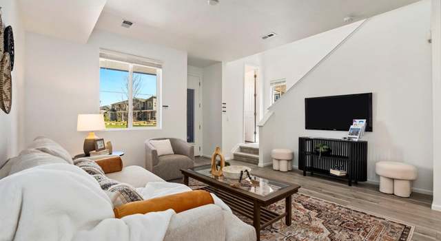 Photo of 23527 E 5th Pl, Aurora, CO 80018