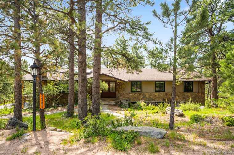 Photo of 2907 Hiwan Dr Evergreen, CO 80439