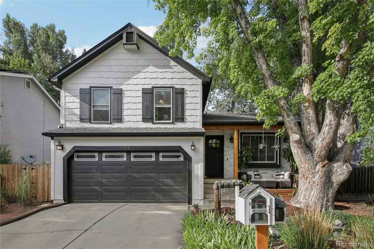 Photo of 415 Hickory St Broomfield, CO 80020