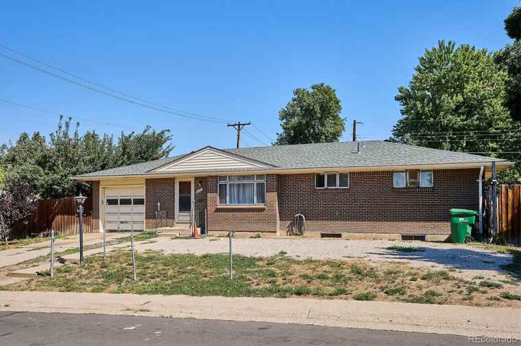 Photo of 6097 S Elizabeth Way Centennial, CO 80121