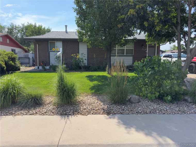 Photo of 327 N 12th Ave Brighton, CO 80601
