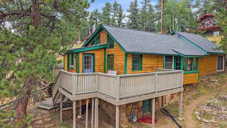 Photo of 27225 Mountain Park Rd Evergreen, CO 80439