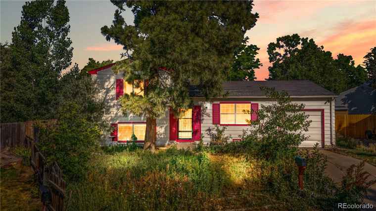 Photo of 10463 Kipling Ct Broomfield, CO 80021