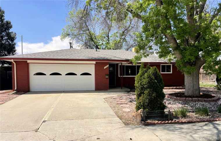 Photo of 1701 Jewel Dr Longmont, CO 80501