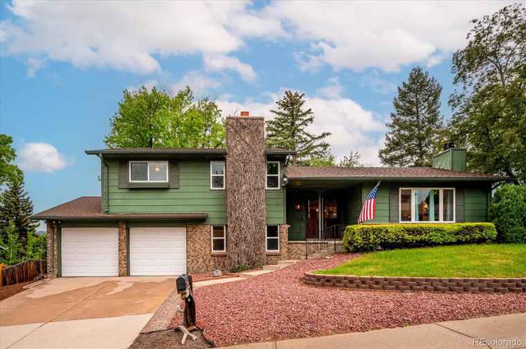 Photo of 2419 S Holland Ct Lakewood, CO 80227