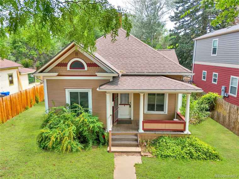 Photo of 616 S Sherwood St Fort Collins, CO 80521