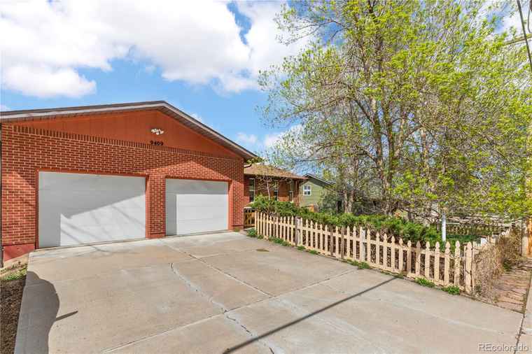Photo of 9409 Grandview Ave Arvada, CO 80002
