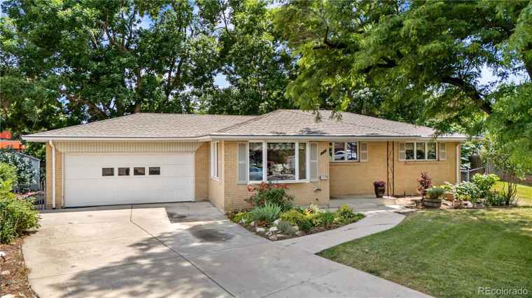 Photo of 7742 W Florida Dr Lakewood, CO 80232