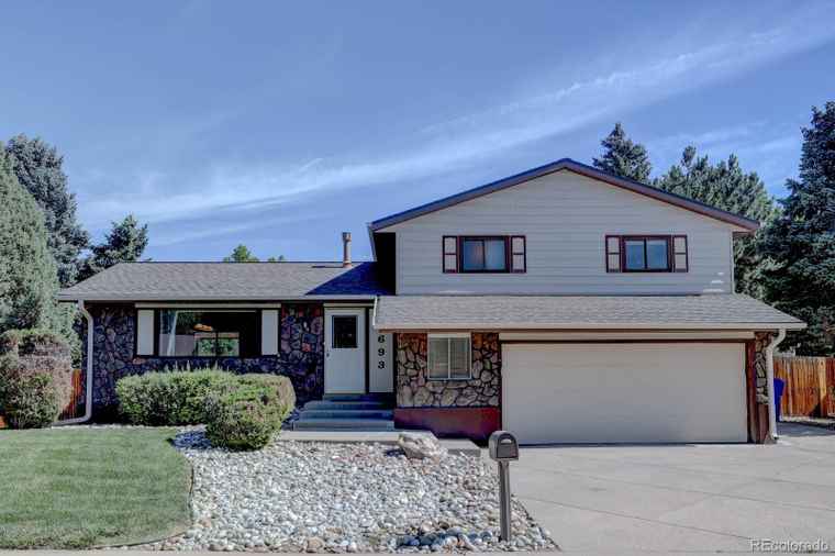 Photo of 8693 W Swarthmore Pl Littleton, CO 80123