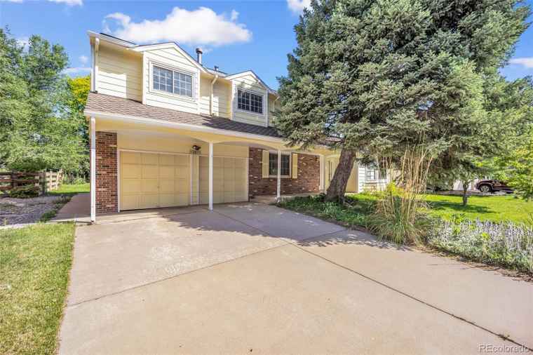 Photo of 10627 Chautauga Mtn Littleton, CO 80127