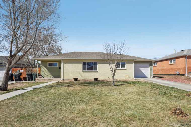 Photo of 9271 Gaylord St Thornton, CO 80229