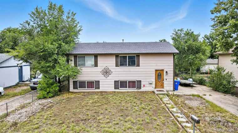Photo of 2512 Barkman Dr Colorado Springs, CO 80916