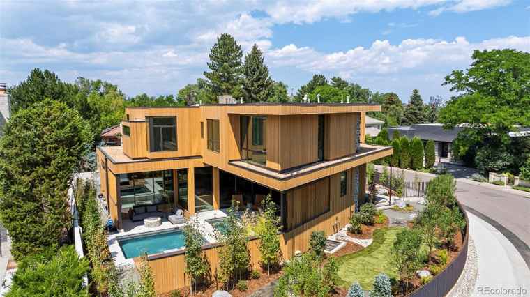 Photo of 1860 E Cedar Ave Denver, CO 80209