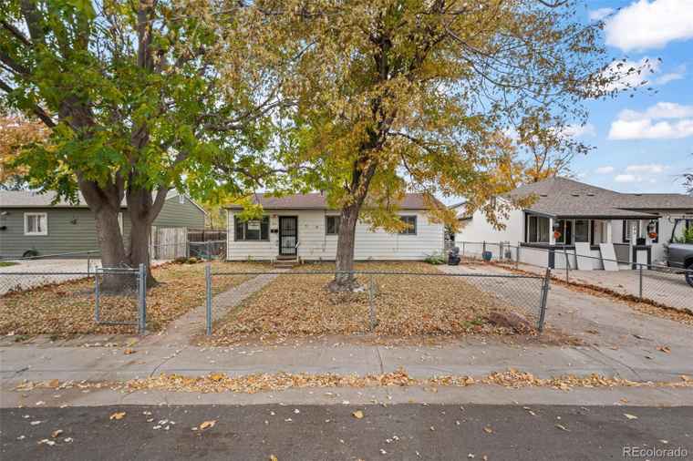 Photo of 337 N 10th Ave Brighton, CO 80601