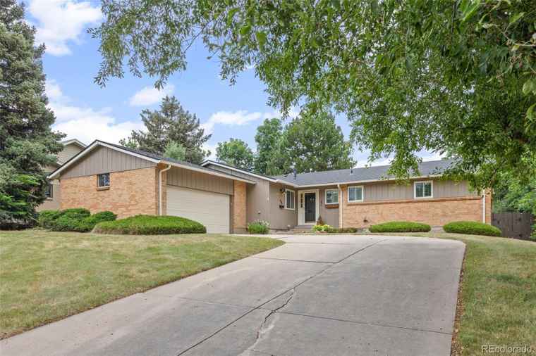Photo of 888 E Davies Ave Centennial, CO 80122