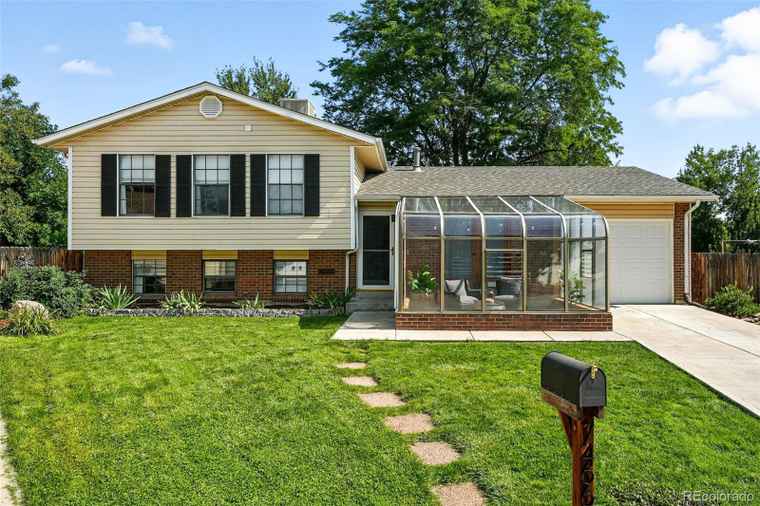 Photo of 7466 Holland Ct Arvada, CO 80005