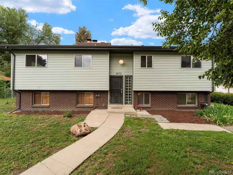 Photo of 1075 Dudley St Lakewood, CO 80215