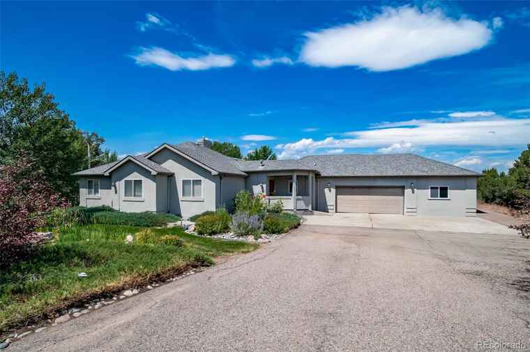 Photo of 290 Commander Dr Erie, CO 80516
