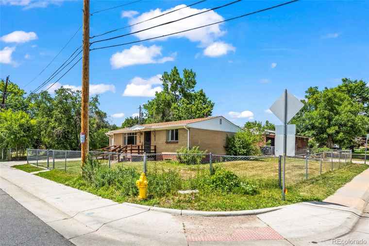 Photo of 9605 W 51st Pl Arvada, CO 80002