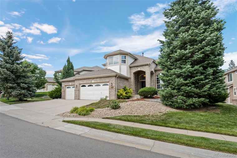Photo of 22463 E Weaver Dr Aurora, CO 80016