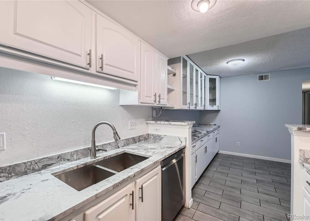 3480 S Eagle St #101, Aurora, CO 80014