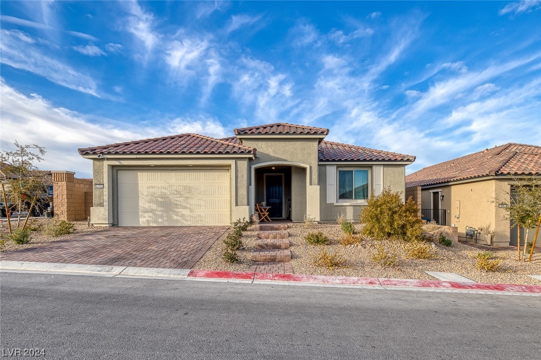 10996 Gardenova Ave, Las Vegas, NV 89166 | MLS# 2560044 | Redfin