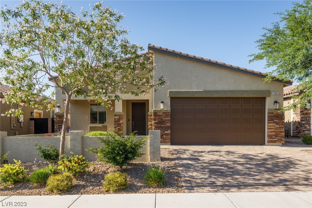 3941 Gatonby Ave, Henderson, NV 89044 MLS 2500619 Redfin