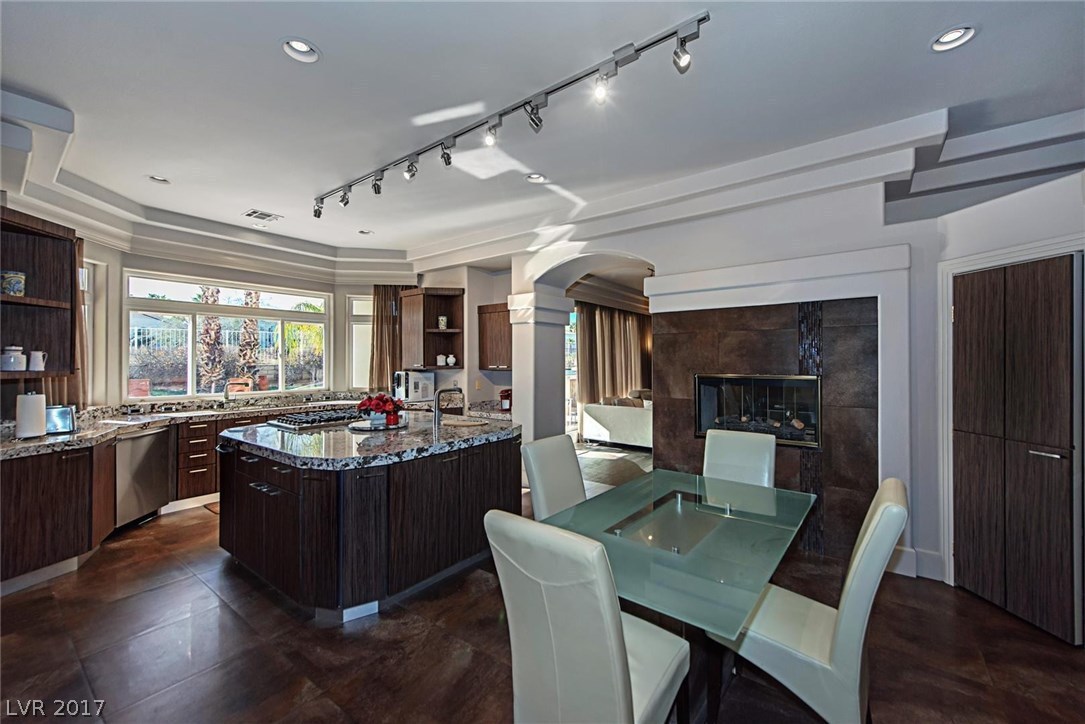 2025 Troon Dr, Henderson, NV 89074 MLS 1952766 Redfin