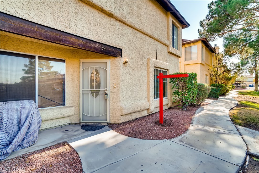 551 Courier St Henderson Nv 89011 551 Kristin Ln, Henderson, NV 89011 | Redfin