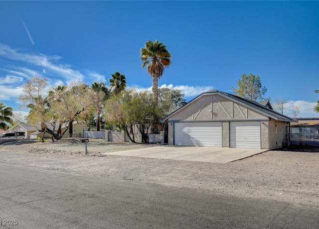 Property at 1580 Albino Dr, Henderson, NV 89002, 4 beds, 2 baths