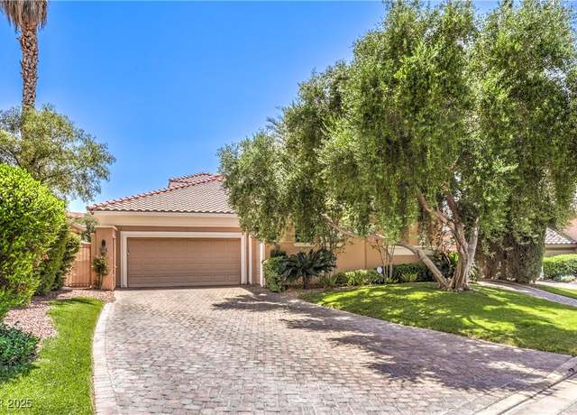 Property at 27 Via Paradiso St, Henderson, NV 89011, 4 beds, 4.5 baths