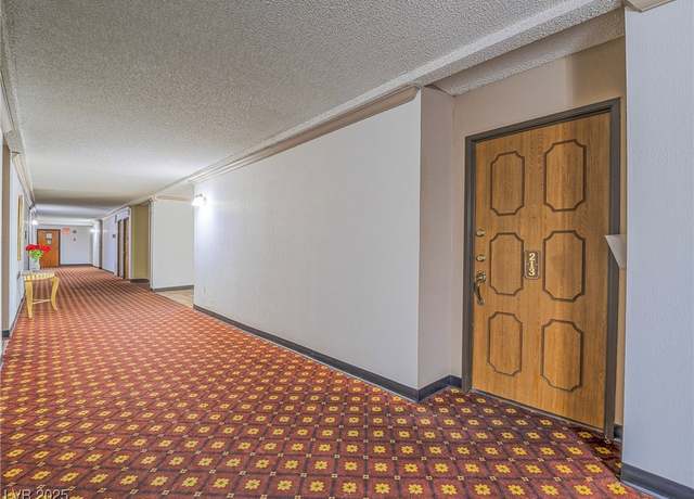 Property at 725 N Royal Crest Cir #213, Las Vegas, NV 89169, 1 bed, 1 bath