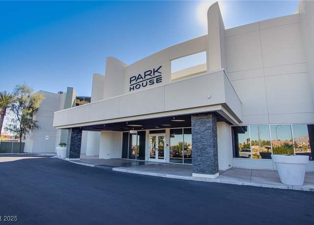 Property at 8925 W Flamingo Rd #228, Las Vegas, NV 89147, 3 beds, 2.5 baths