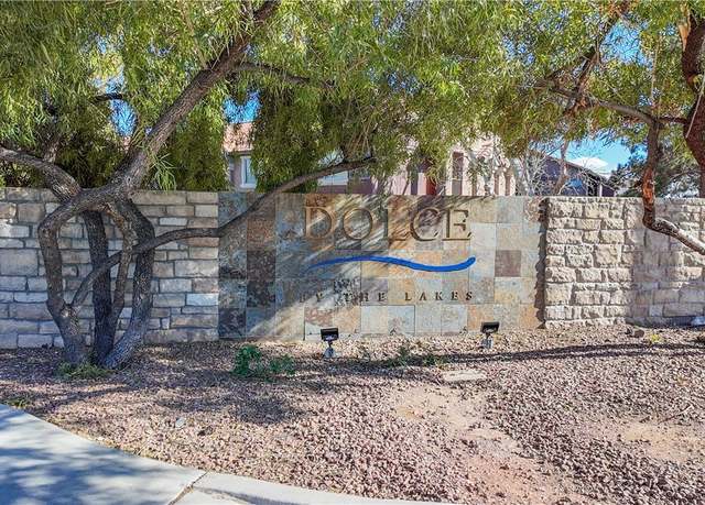 Property at 2750 S Durango Dr #1065, Las Vegas, NV 89117, 3 beds, 2 baths