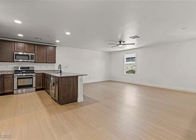 Property at 4626 Pencester St, Las Vegas, NV 89115, 3 beds, 2 baths