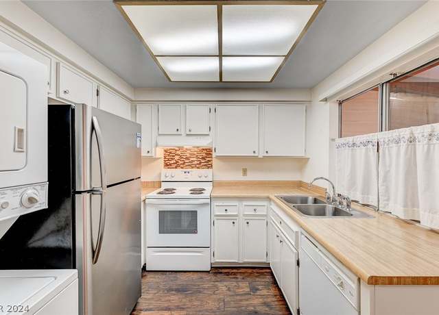Property at 4770 Topaz St #18, Las Vegas, NV 89121, 2 beds, 1.5 baths