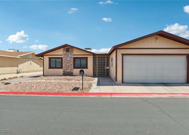 Property at 4742 Tierra Verde St, Las Vegas, NV 89122, 3 beds, 2 baths